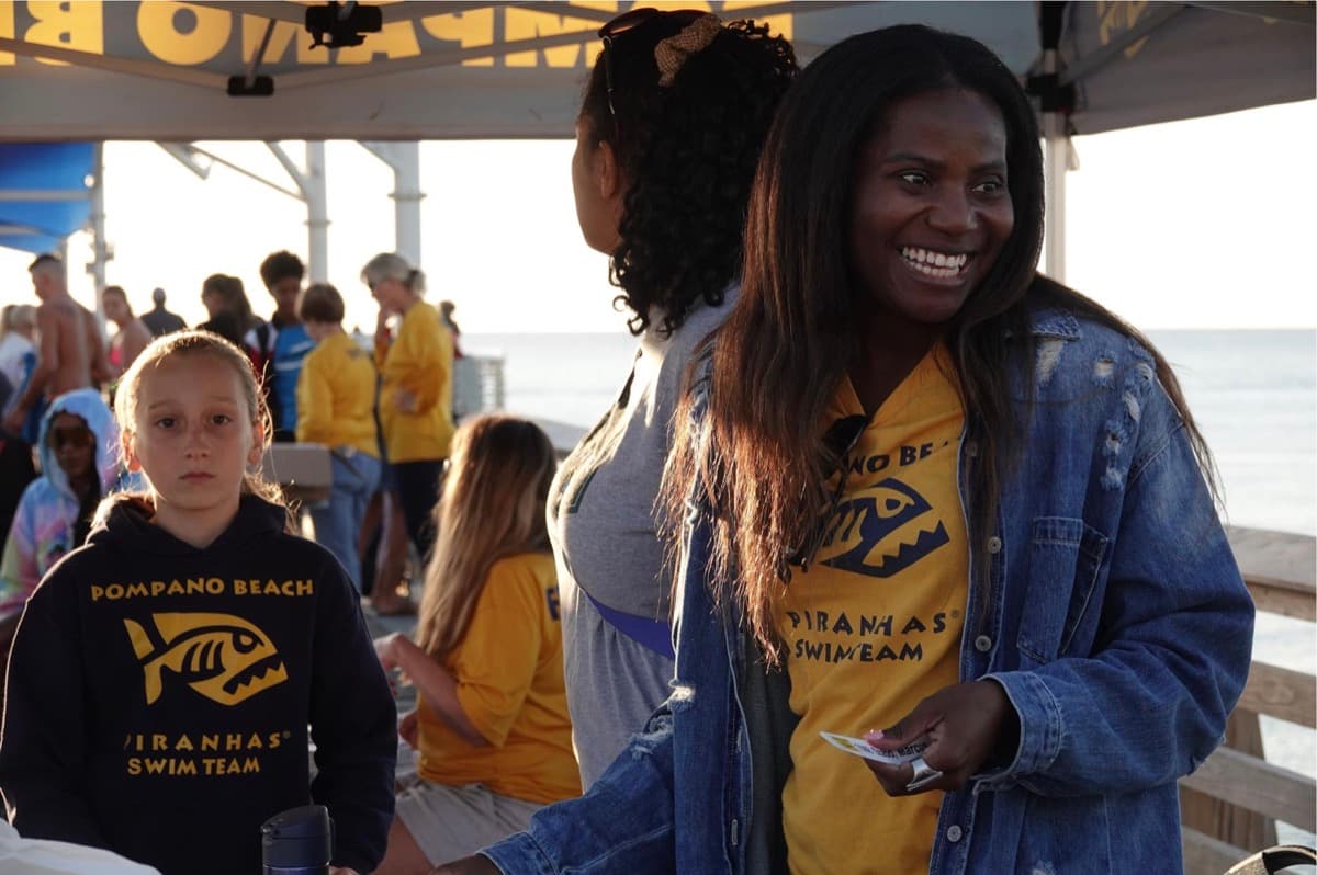 Piranhas team spirit on the pier