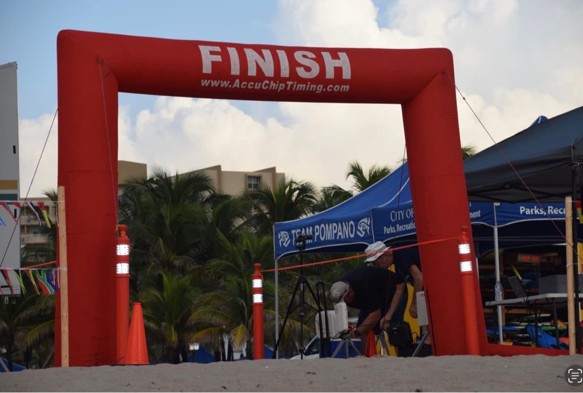 Swimming action by the pier